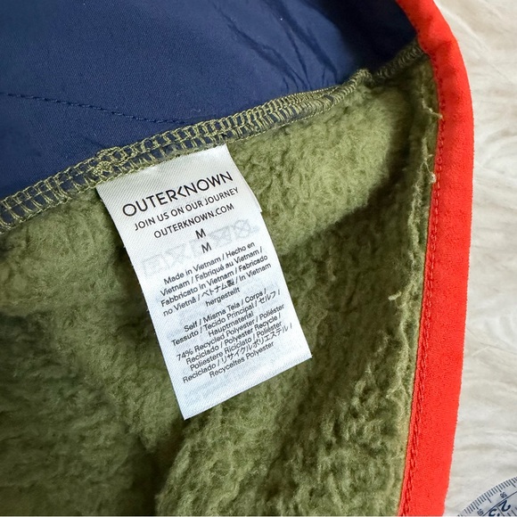 Outerknown Skyline Sherpa Vest green full zip orange accent fleece - Picture 9 of 9